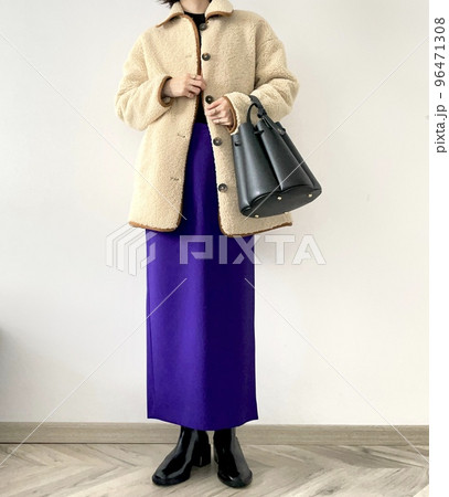 ボアアウターのカラーコーデ 96471308