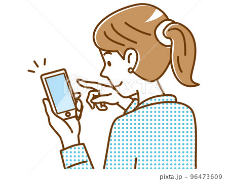スマホの画面をタッチして操作する若い女性 96473609