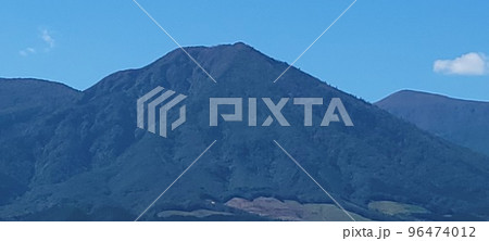 田舎の山並み 96474012