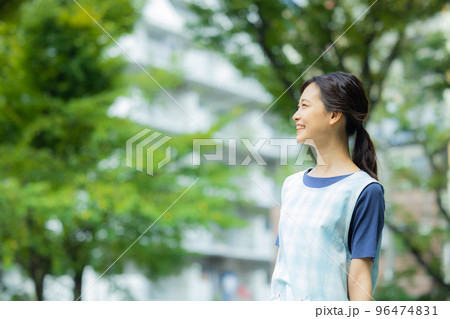 保育士 公園 保育士 公園 96474831