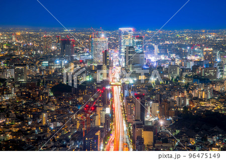東京　六本木ヒルズからの夜景 96475149