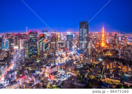 東京　六本木ヒルズからの夜景 96475160