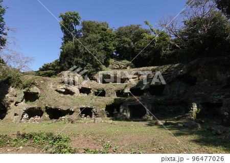 まんだら堂やぐら群 まんだら堂やぐら群 96477026