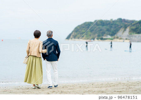 シニアカップル　旅行　セカンドライフ 96478151