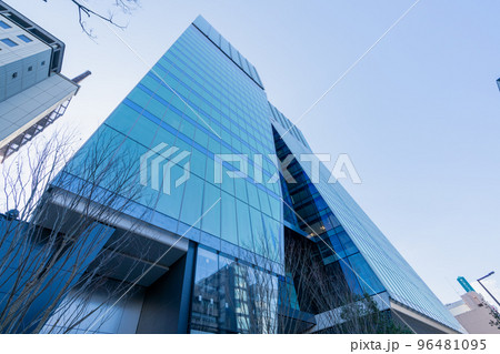 《福岡県》2022年11月16日の福岡市中央区（福岡大名ガーデンシティ付近・旧大名小学校跡地活用事業 96481095