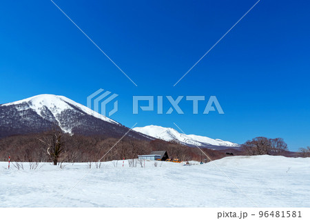 【八甲田山】箒場岱(ほうきばたい)から見る北八甲田 【八甲田山】箒場岱(ほうきばたい)から見る北八甲田 96481581