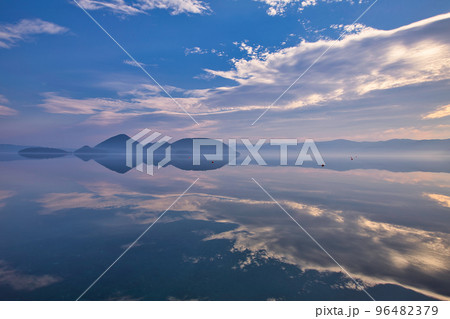 洞爺湖園地からの洞爺湖 96482379