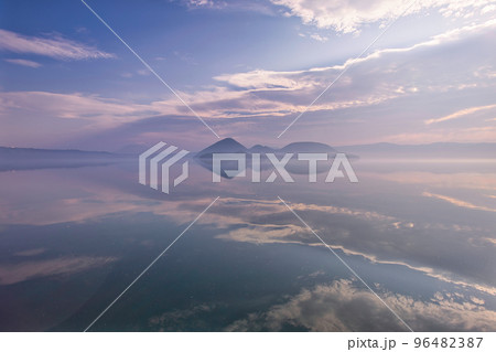 洞爺湖園地からの洞爺湖 96482387