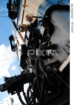 重厚な雰囲気を放つEF64-1030号機 96486296