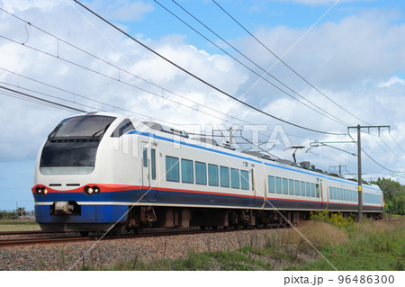 信越本線を走行するE653系特急しらゆき号_2022/10/8撮影 信越本線を走行するE653系特急しらゆき号_2022/10/8撮影 96486300