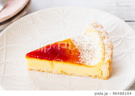 クリームブリュレ風タルト 96488104