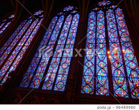 フランスパリのサンシャペル 96489980