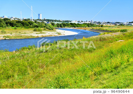 東名多摩川橋/多摩川付近より下流方面を望む(神奈川県川崎市)【2022.10】 東名多摩川橋/多摩川付近より下流方面を望む(神奈川県川崎市)【2022.10】 96490644