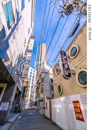 日本の東京都市景観　渋谷のラブホテル街や再開発で姿を現した「道玄坂通dogenzaka-dori」 96491762
