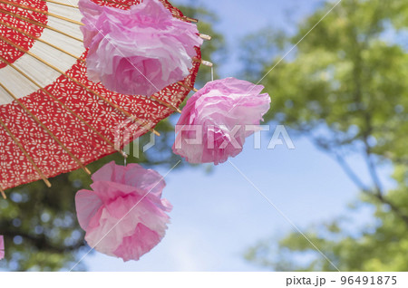 くり祭　傘　花飾り　日本傘　神楽　江戸の里神楽　大國魂神社　栗の露店販売 96491875