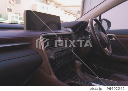 自動車 乗用車 SUV 運転席 自動車 乗用車 SUV 運転席 96492242