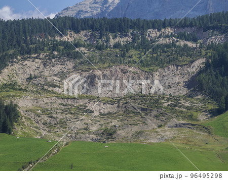 stone rock avalanche in dolomites panorama stone rock avalanche in dolomites panorama 96495298