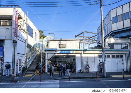神奈川県海老名市の都市風景　厚木駅 96495474