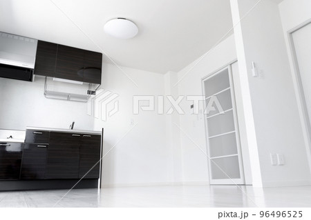 空き部屋 空室 空家 空き部屋 空室 空家 96496525