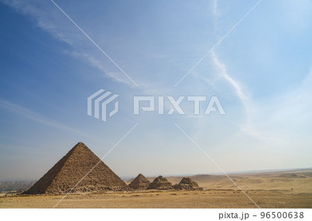 メンカウラー王のピラミッド メンカウラー王のピラミッド 96500638