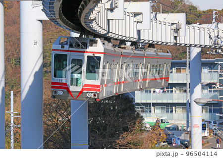湘南町屋駅に到着する車両 96504114