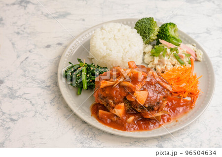 トマトソースハンバーグ トマトソースハンバーグ 96504634