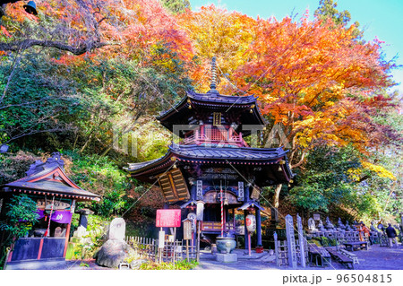 紅葉の六角堂 紅葉の六角堂 96504815