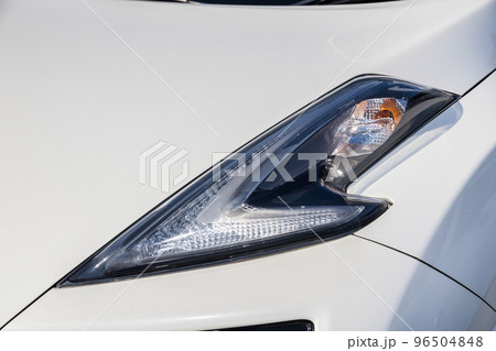 古い自動車のヘッドライト Headlight of the old car 古い自動車のヘッドライト Headlight of the old car 96504848