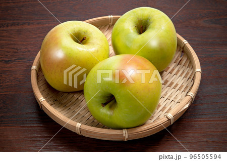 青リンゴ、ぐんま名月 青リンゴ、ぐんま名月 96505594