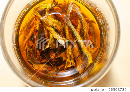 お家で作る本格ラーメン（煮干しの香味油） 96508723