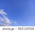 11月の青空と雲 96510568