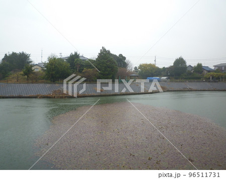 知多郡阿久比町 上芳池 知多郡阿久比町 上芳池 96511731