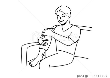 Unwell elderly grandfather suffer from knee pain 96515505
