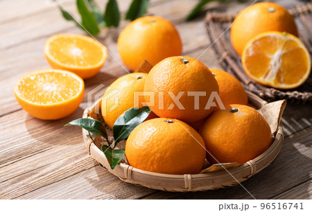 愛媛みかん 紅まどんな 冬の味覚 とっても甘くておいしい蜜柑みかん 温州みかん 愛媛みかん 紅まどんな 冬の味覚 とっても甘くておいしい蜜柑みかん 温州みかん 96516741