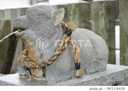 干支にまつわる神社~未 羊神社 手水舎の羊 2 干支にまつわる神社~未 羊神社 手水舎の羊 2 96519408