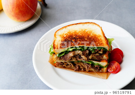 牛肉サンド 96519791