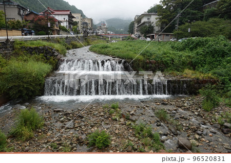 信州渋温泉 横湯川 96520831