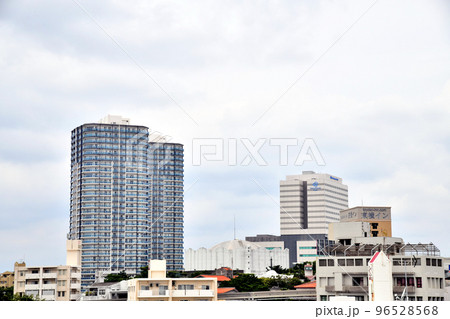 おもろまち/安里配水場方面を望む(沖縄県那覇市)【2022.11】 おもろまち/安里配水場方面を望む(沖縄県那覇市)【2022.11】 96528568