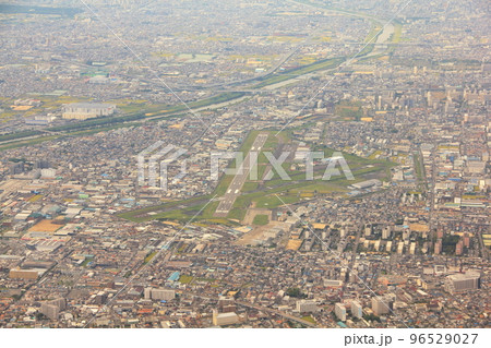 空から見た街並み 空から見た街並み 96529027