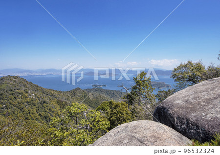 宮島弥山　宮島の風景　広島観光名所　瀬戸内海の風景　2023年G7サミット　 96532324