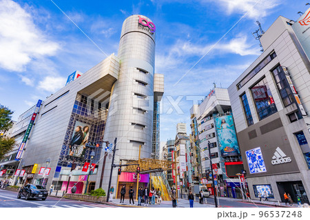 東京 渋谷区 道玄坂の都市風景 SHIBUYA109 東京 渋谷区 道玄坂の都市風景 SHIBUYA109 96537248