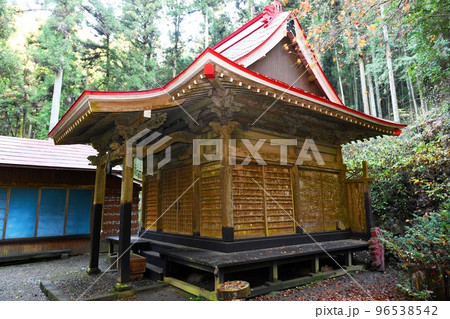 【下仁田町「蒔田不動尊」向拝所】 【下仁田町「蒔田不動尊」向拝所】 96538542