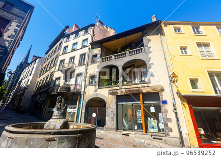 Сity streets in Clermont-Ferrand 96539252