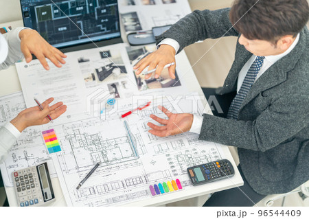 一級建築士 図面 ミーティング 建設現場 工事監理者 設計説明 高さ 現場定例会 一級建築士 図面 ミーティング 建設現場 工事監理者 設計説明 高さ 現場定例会 96544409