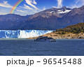 パタゴニア地方のペリトモレノ氷河の景観 96545488