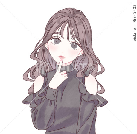 上目遣いで唇に指をあてる女性 茶髪×黒ブラウス 96545503