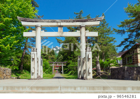 【青森弘前】津軽国一宮である岩木山神社は津軽随一のパワースポット 96546281