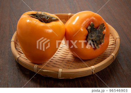 日本国内産フルーツ、富士柿 96546903