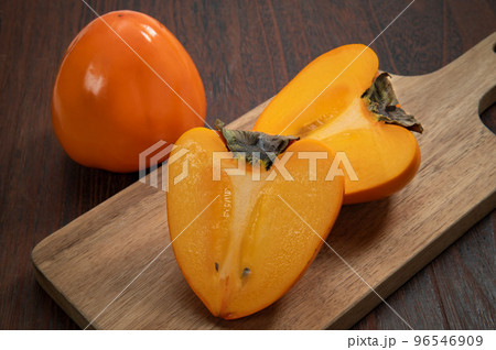 日本国内産フルーツ、富士柿 96546909