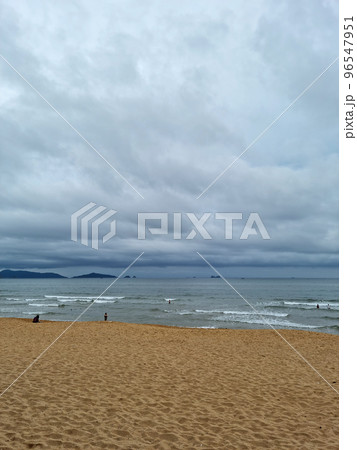 空 昼 雲 96547951